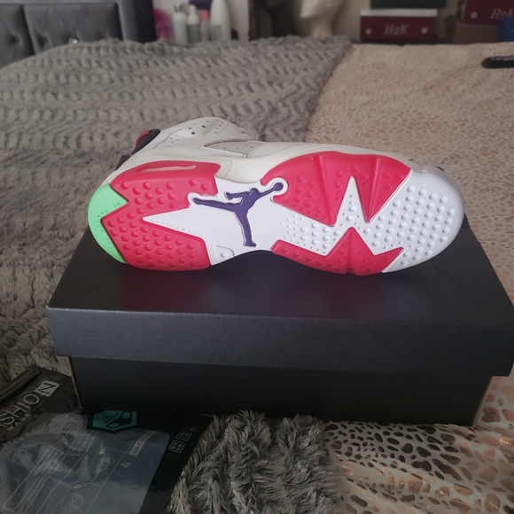 Jordan  retro Hare 4 - Picture 3 of 3